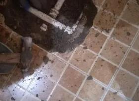 皇姑卫生间测漏水公司分享下皇姑自来水管道泄漏检测的具体位置分析。